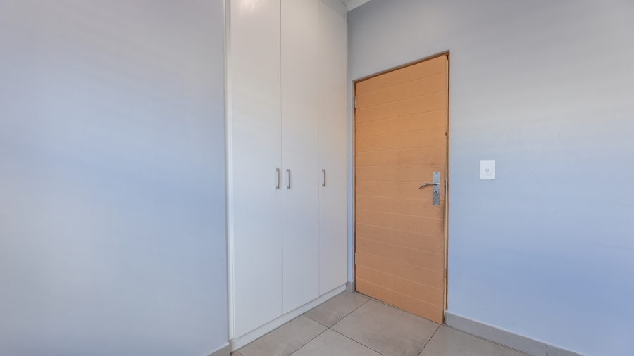 To Let 4 Bedroom Property for Rent in Parklands North Western Cape